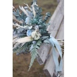 Svatební kytice pro nevěstu "Dusty blue"