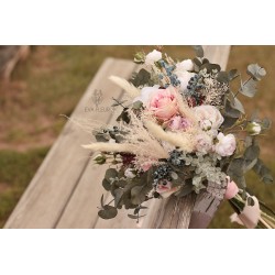Wedding bridal bouquet