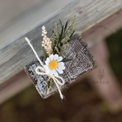 Flower wedding guest...