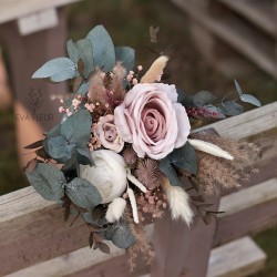 Witness, bridesmaid and mothers autumn wedding bouquet