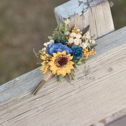 Flower groom's boutonniere,...