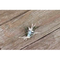 Flower wedding guest boutonniere, corsage