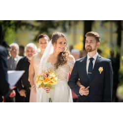 Flower groom's boutonniere, corsage